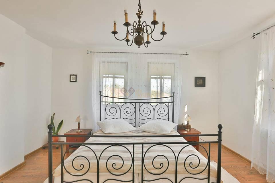 Casa Canda Salasu de Sus Ngoại thất bức ảnh