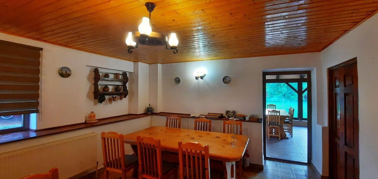 Casa Canda Salasu de Sus Ngoại thất bức ảnh